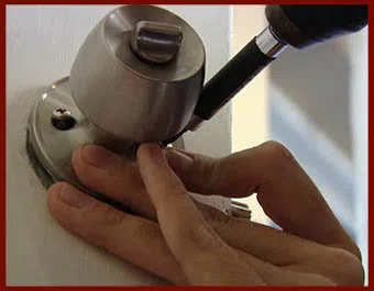 Locksmith Lock Store Bethany, CT 203-263-9181 - 9-locks-change